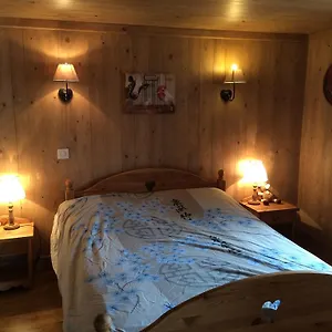 chambre-dhote-de-lauguille.hotels-rhonealpes.com/